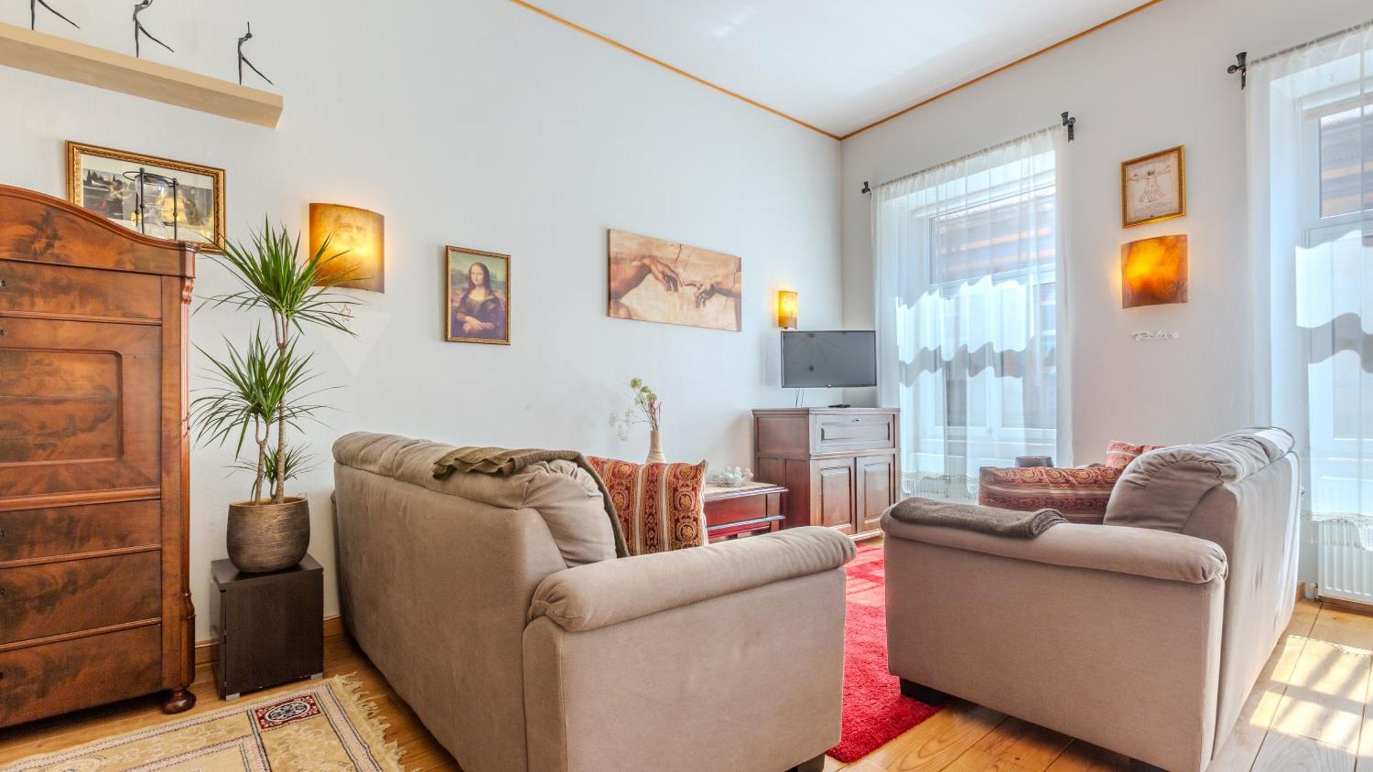 A Piece Of History Guesthouse Brasov Ngoại thất bức ảnh