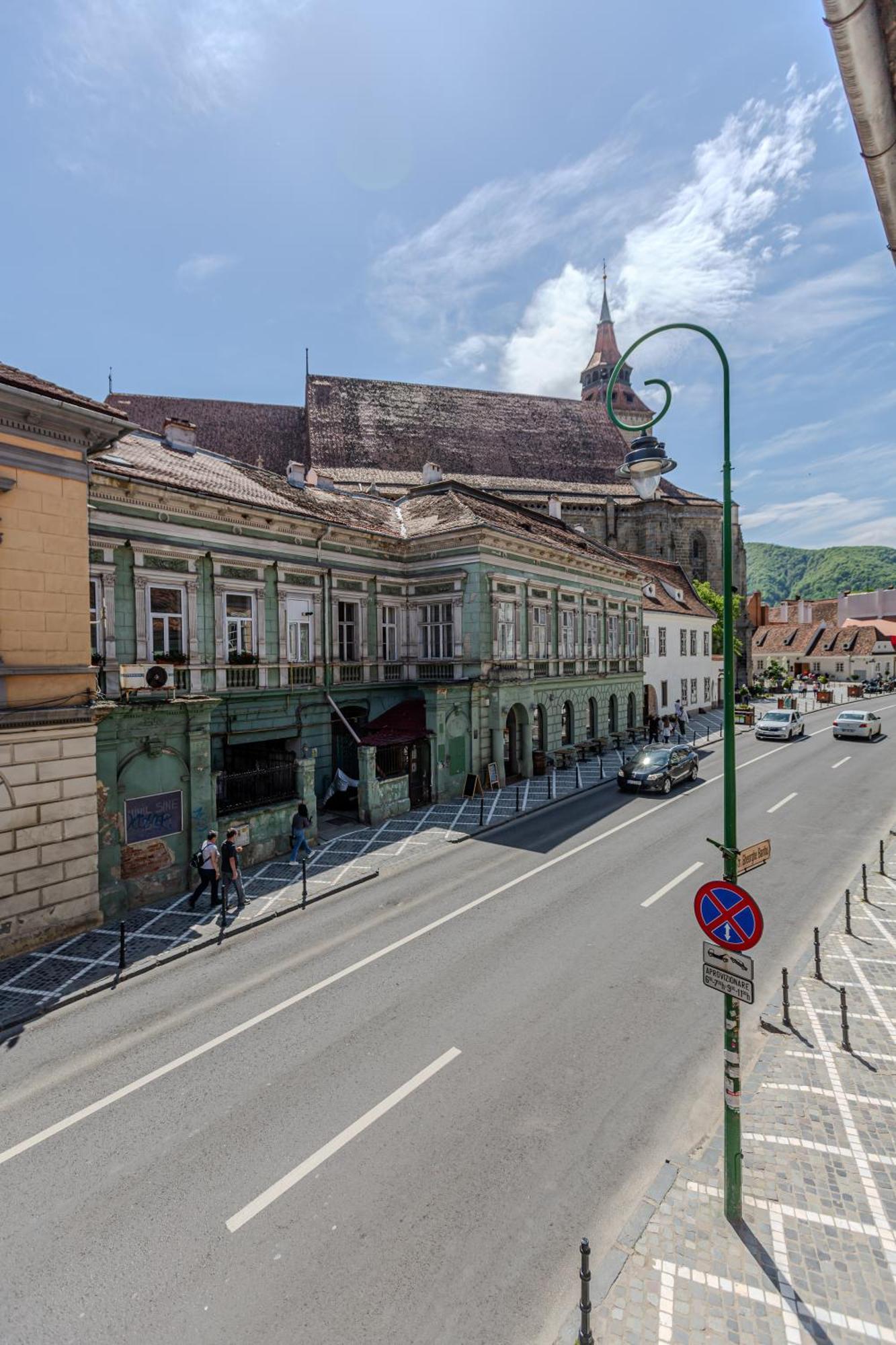 A Piece Of History Guesthouse Brasov Ngoại thất bức ảnh